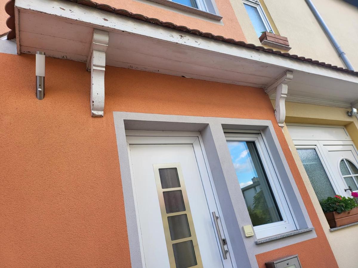 Modernes Behagliches Haus Mit Kamin, Terrasse Und Garten Magdeburgo Esterno foto