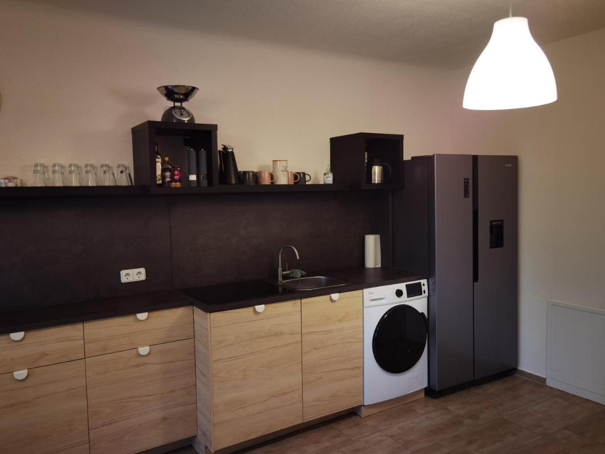 Modernes Behagliches Haus Mit Kamin, Terrasse Und Garten Magdeburgo Esterno foto