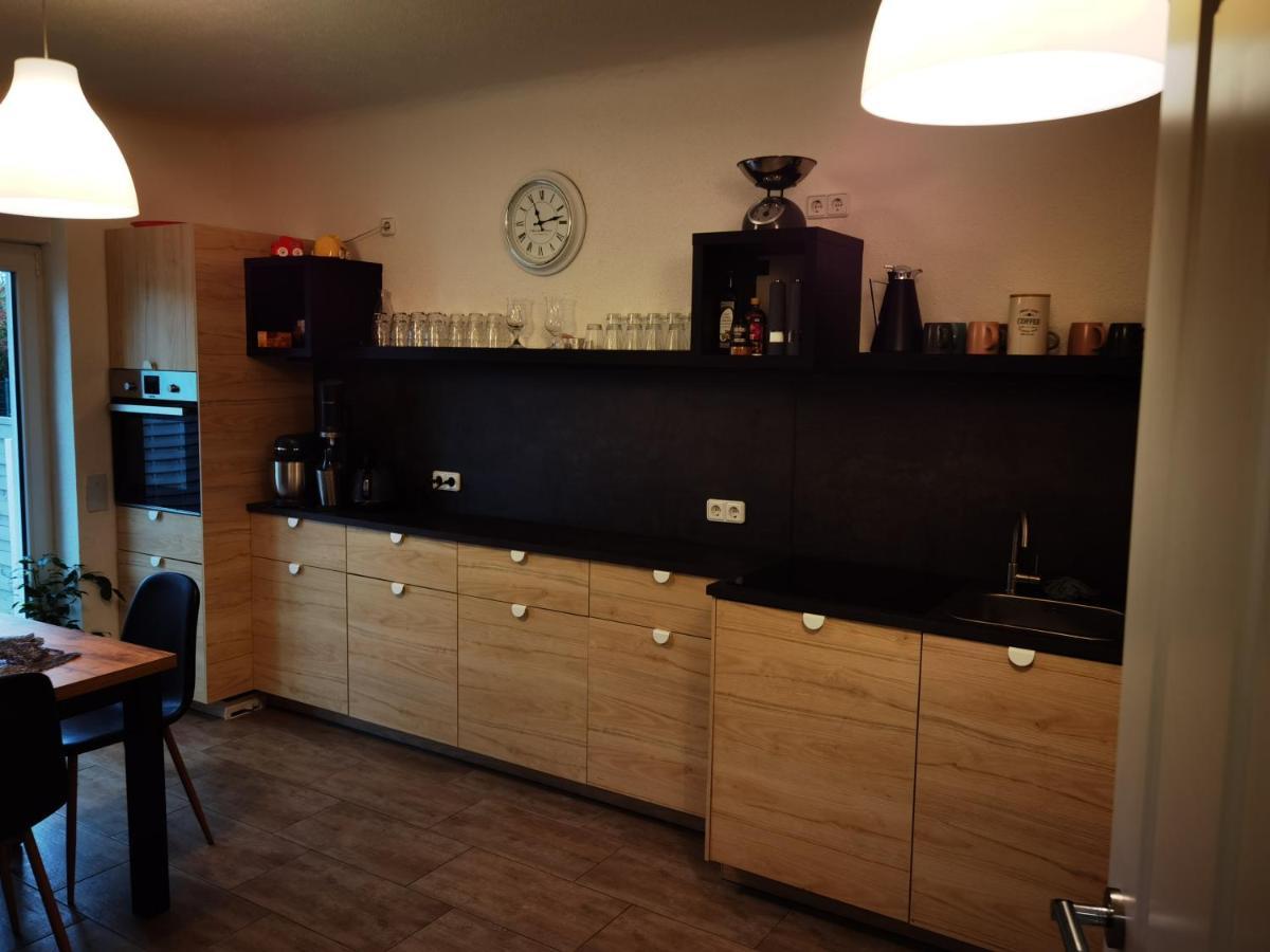 Modernes Behagliches Haus Mit Kamin, Terrasse Und Garten Magdeburgo Esterno foto